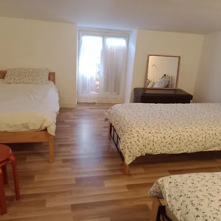 Au Coin Maison Apartmán Ruffec (Charente)